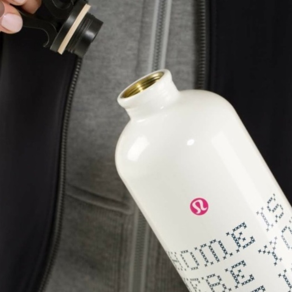 Lululemon sigg water bottle - Picture 2 of 2