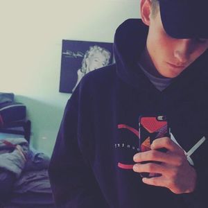 Meet your Posher, Thomas