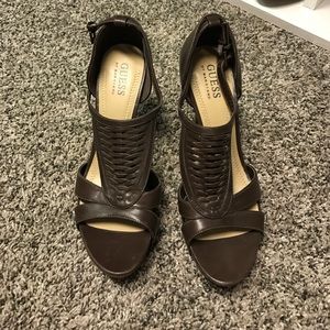 NWOT Guess chocolate brown heels size 8.5