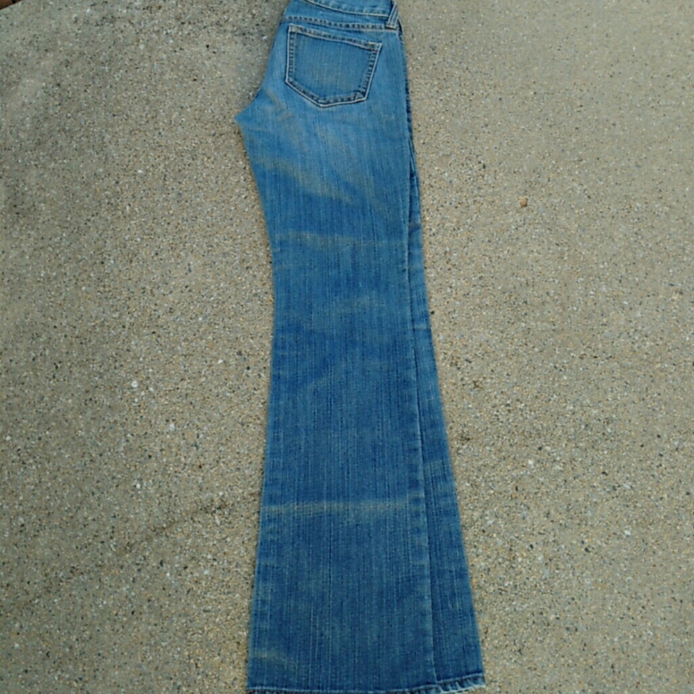 Ladies old navy jeans
