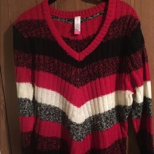 Juniors sweater