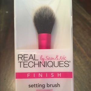 Real Techniques Setting Finish Brush