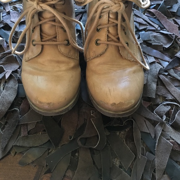 Rock & Candy Boots - Picture 3 of 6