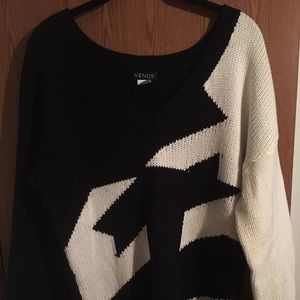 Women's sweater from Venus