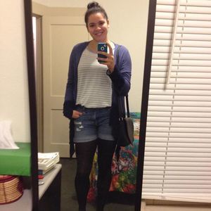 Meet your Posher, Alexis