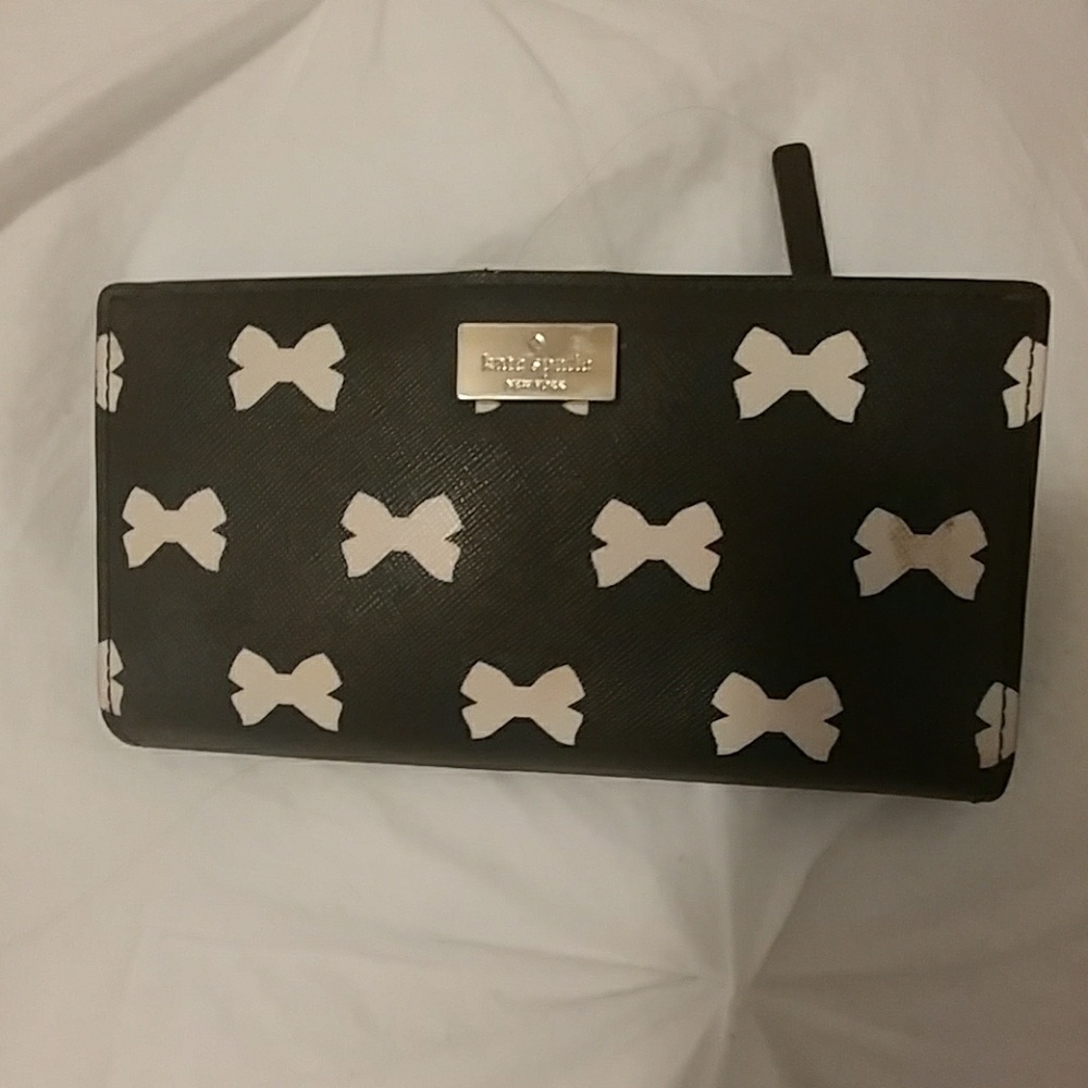 Kate Spade Bow Wallet