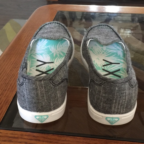 New Roxy Shoes - Picture 3 of 4