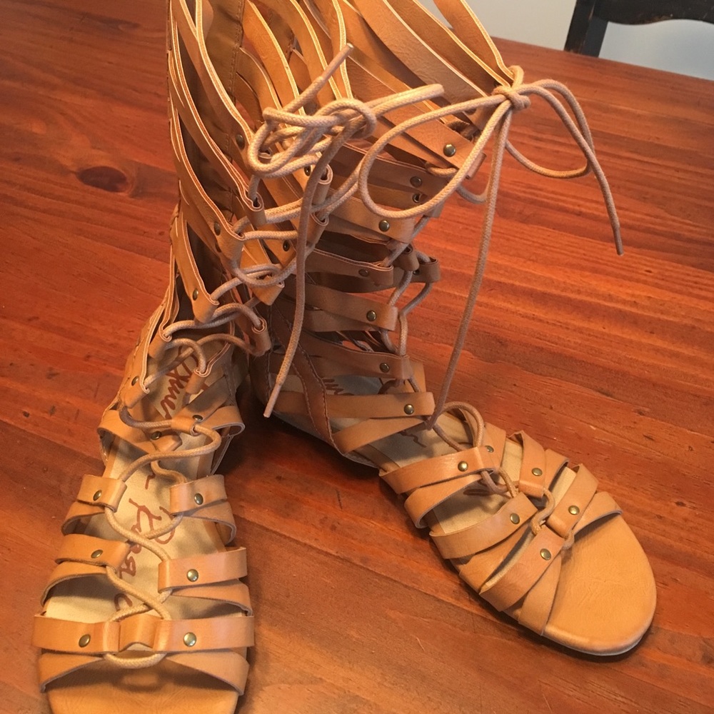 Brand new Gladiator sandal size 6.5 tan in color
