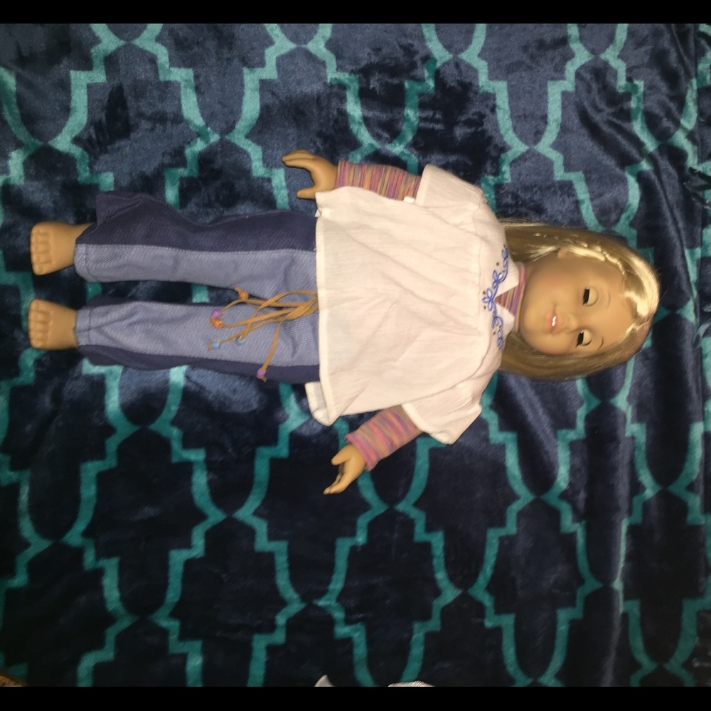 Julie American girl doll and pet nutmeg