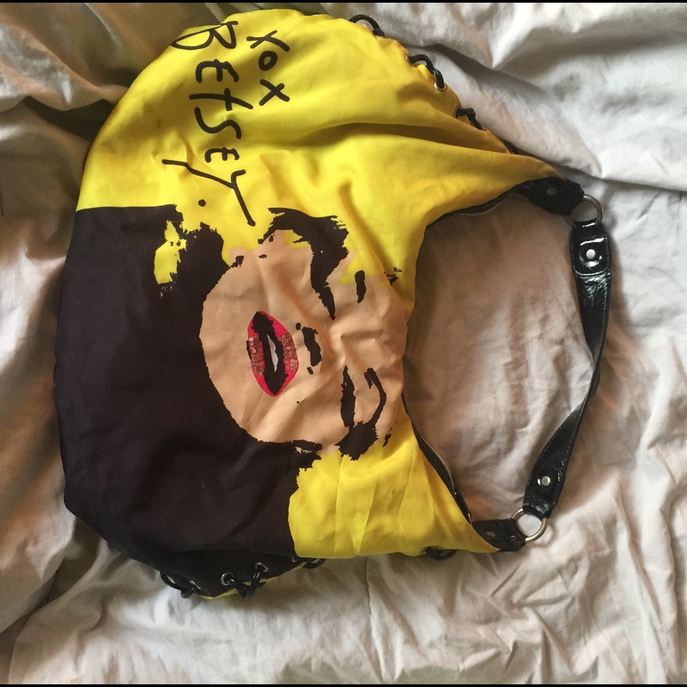 Betsey Johnson Marilyn Monroe shoulder bag