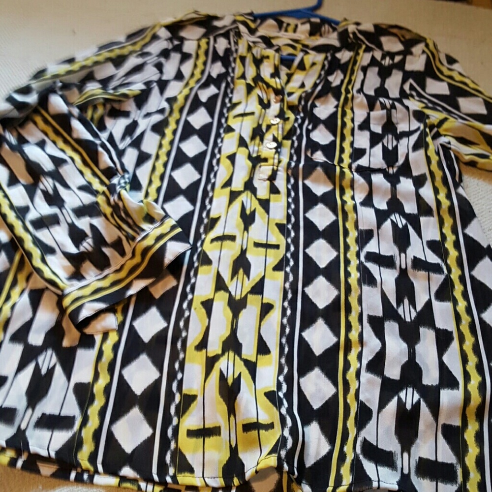 Multi colored dress shirt that can be worn or shor