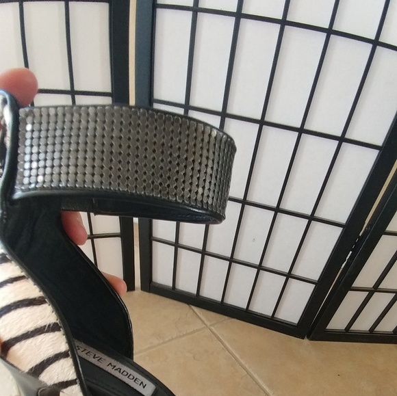 NOT AVAILABLE - Picture 2 of 2