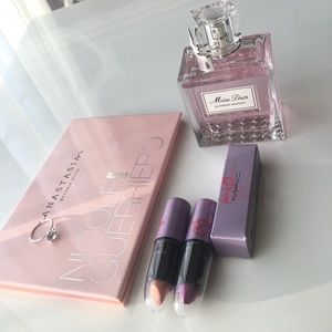 Brand new MAC Kelly Osbourne Lipstick