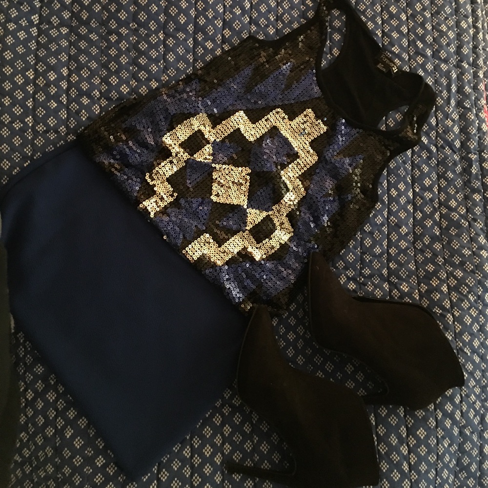 Long Black/ Silver/ Blue Sequin Sleeveless Top
