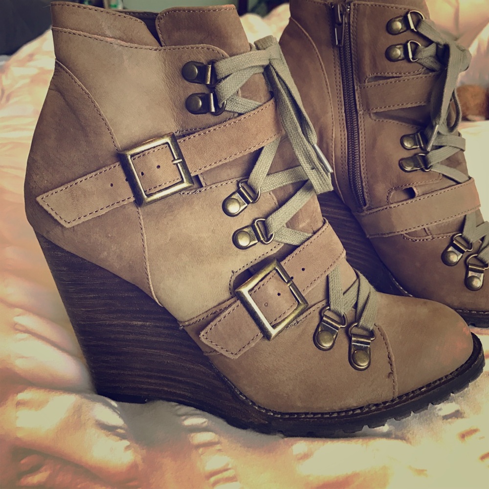 Steve Madden Wedge Boots