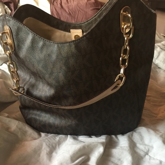 Michael Kors monogram shoulder bag - Picture 2 of 3