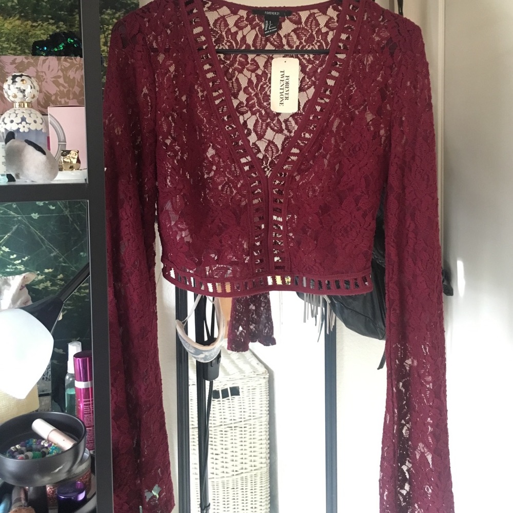 NWT Floral Lace Bell Sleeve Top