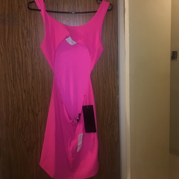 Scoop neck open back dress - Picture 2 of 2