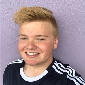 Meet your Posher, Johnathan