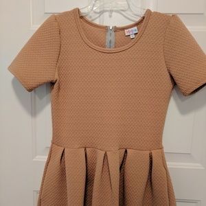 Medium Gold Textured Amelia