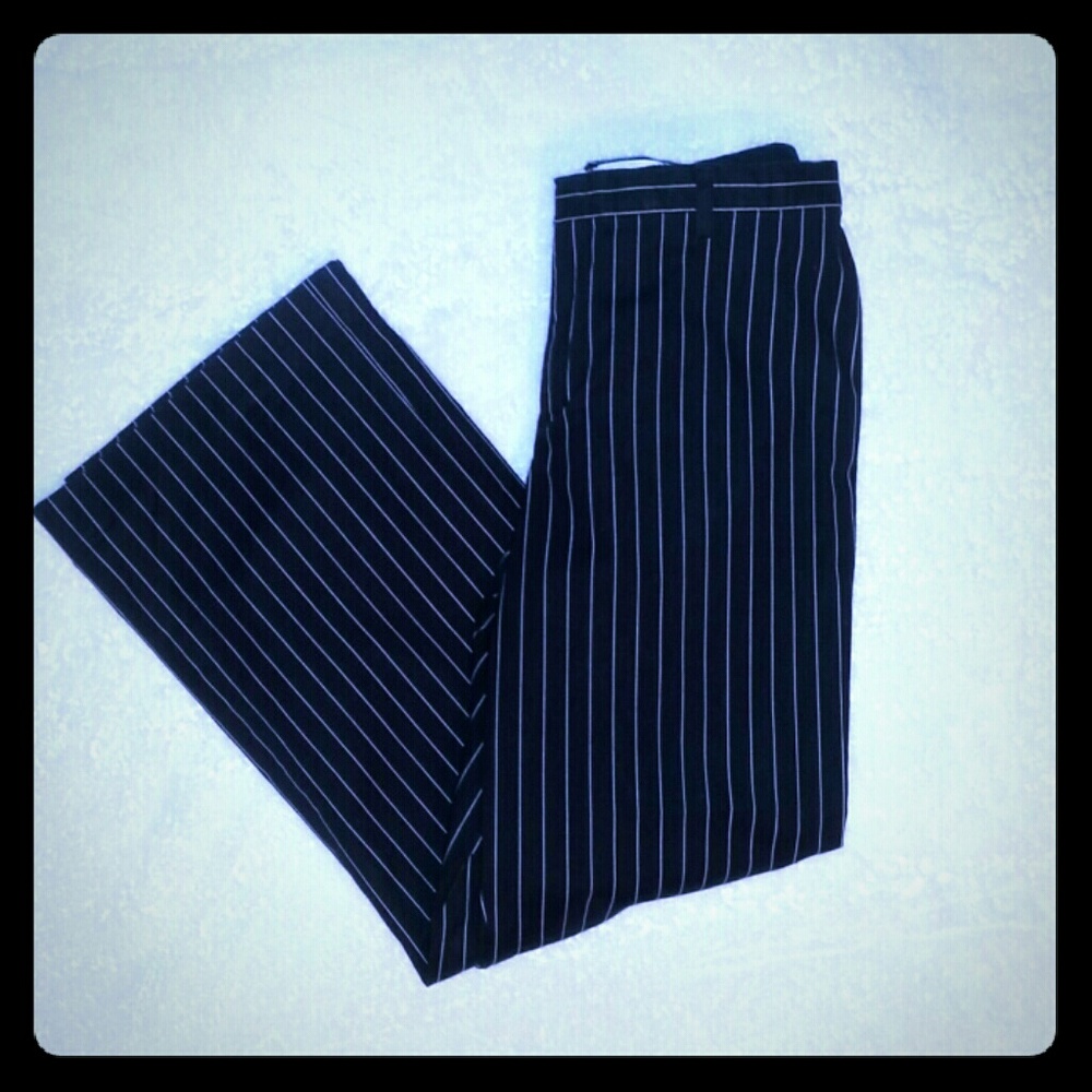 **SOLD** GAP stretch pinstriped dress pants