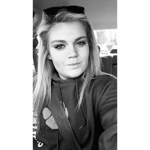 Meet your Posher, Megan