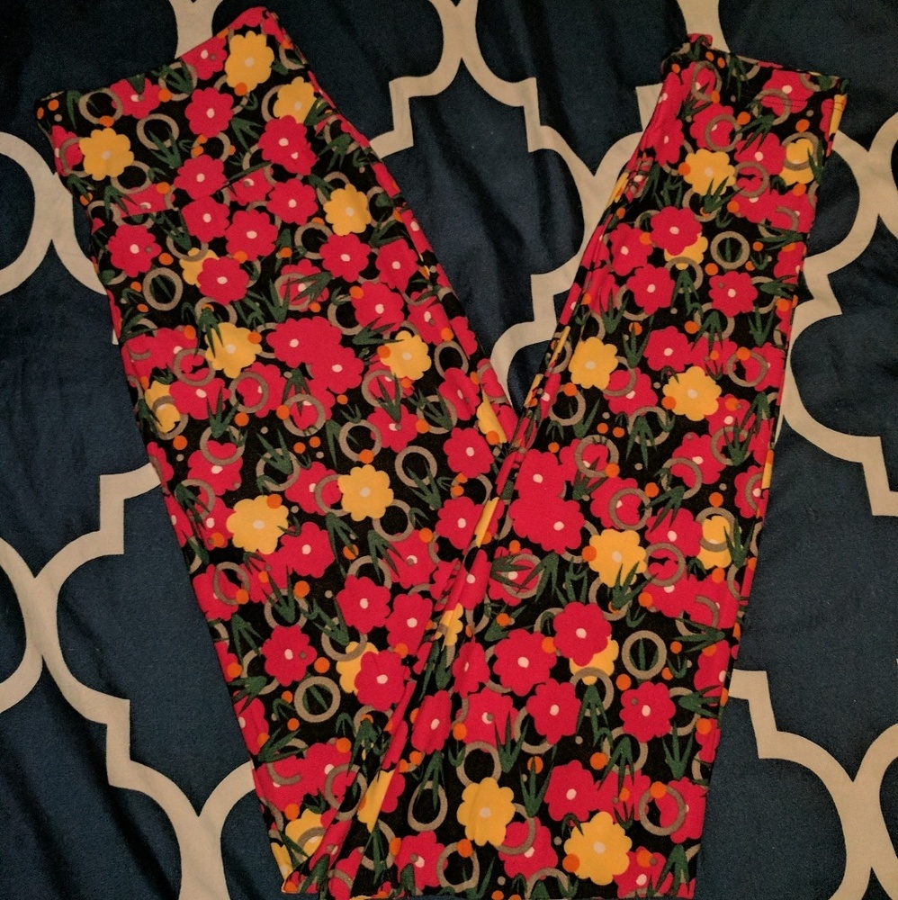 LuLaRoe OS Leggings - New
