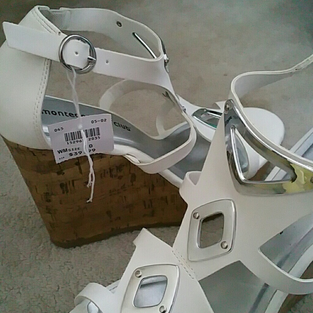 WOMEN VERY COMFORTABLE WEDGES - Picture 2 of 5