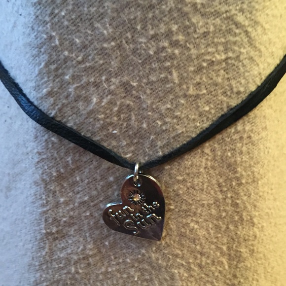 BEACH CHOKERS - Picture 4 of 5