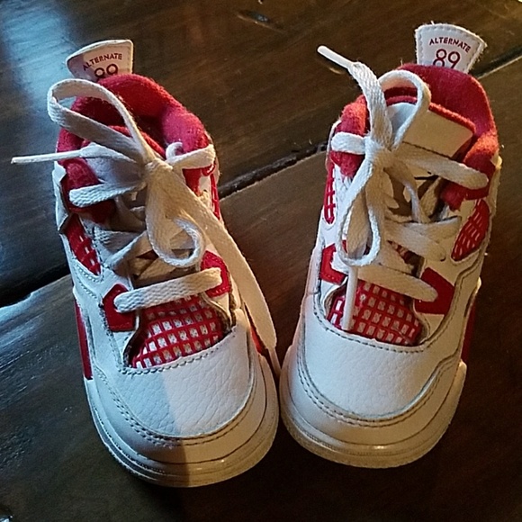 EUC Jordans - Picture 2 of 4