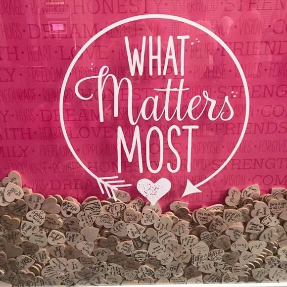 Meet your Posher, Kim - Picture 1 of 1