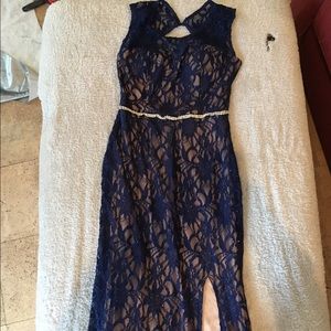 GORGEOUS BLUE LACE LONG PROM/HOCO DRESS