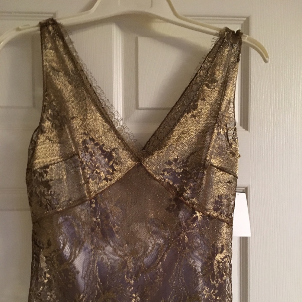 Gold tank