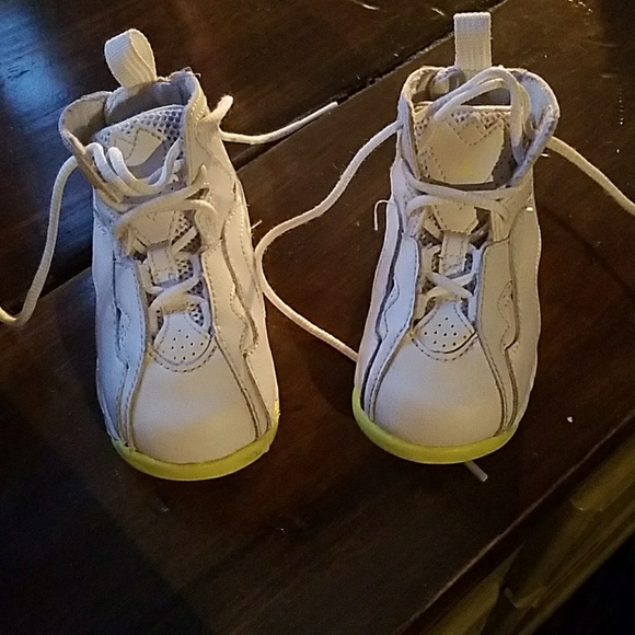 Jordans - Picture 3 of 3