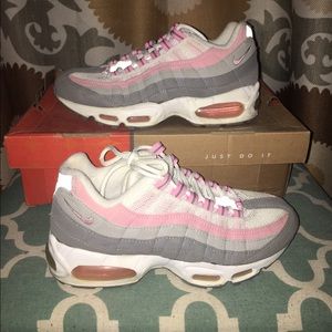Air Max 95 in Pink/White/Grey (Size 6.5)