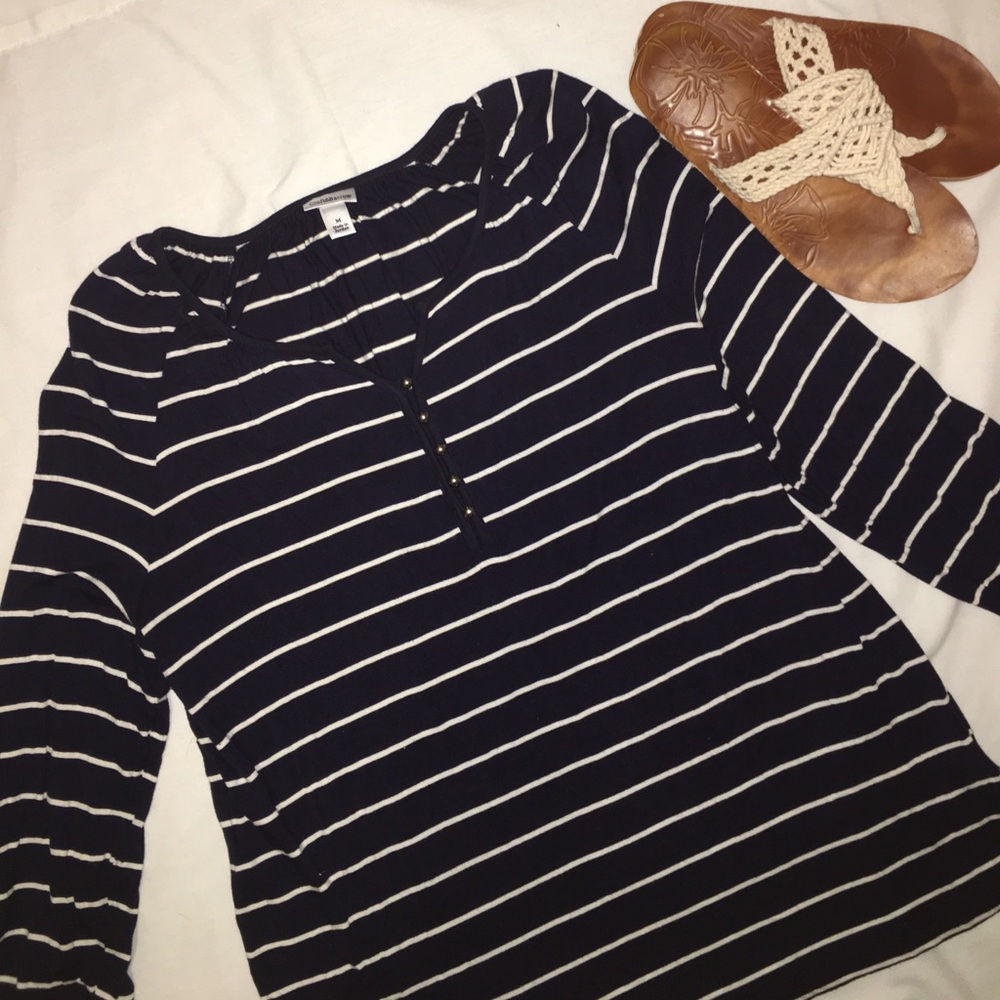 Sold Kohl's Navy and white shirt