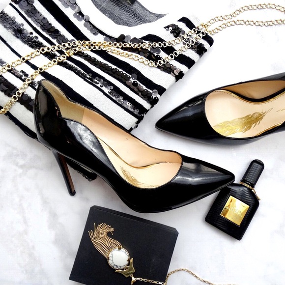 Jessica Simpson Shoes - Black Patent Scalloped Edge Pointed Toe Pumps
