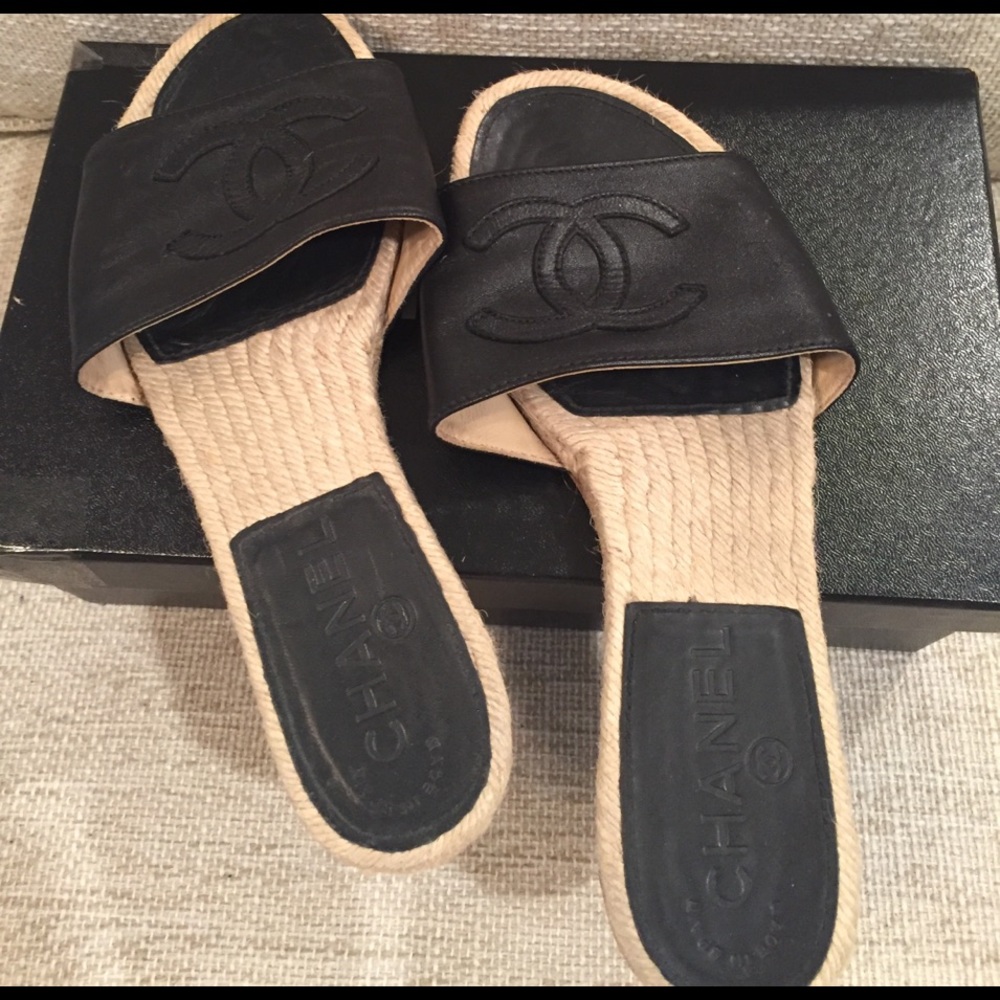 Chanel espadrilles black
