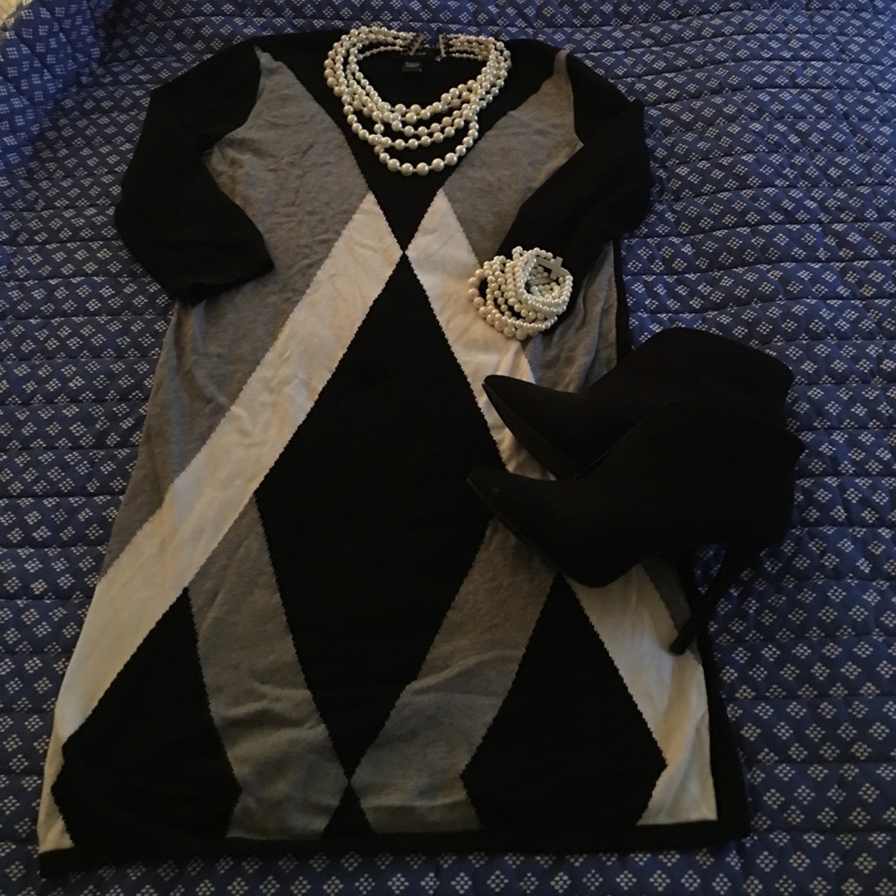 Black/ White/ Grey Knee- Length Sweater Dress