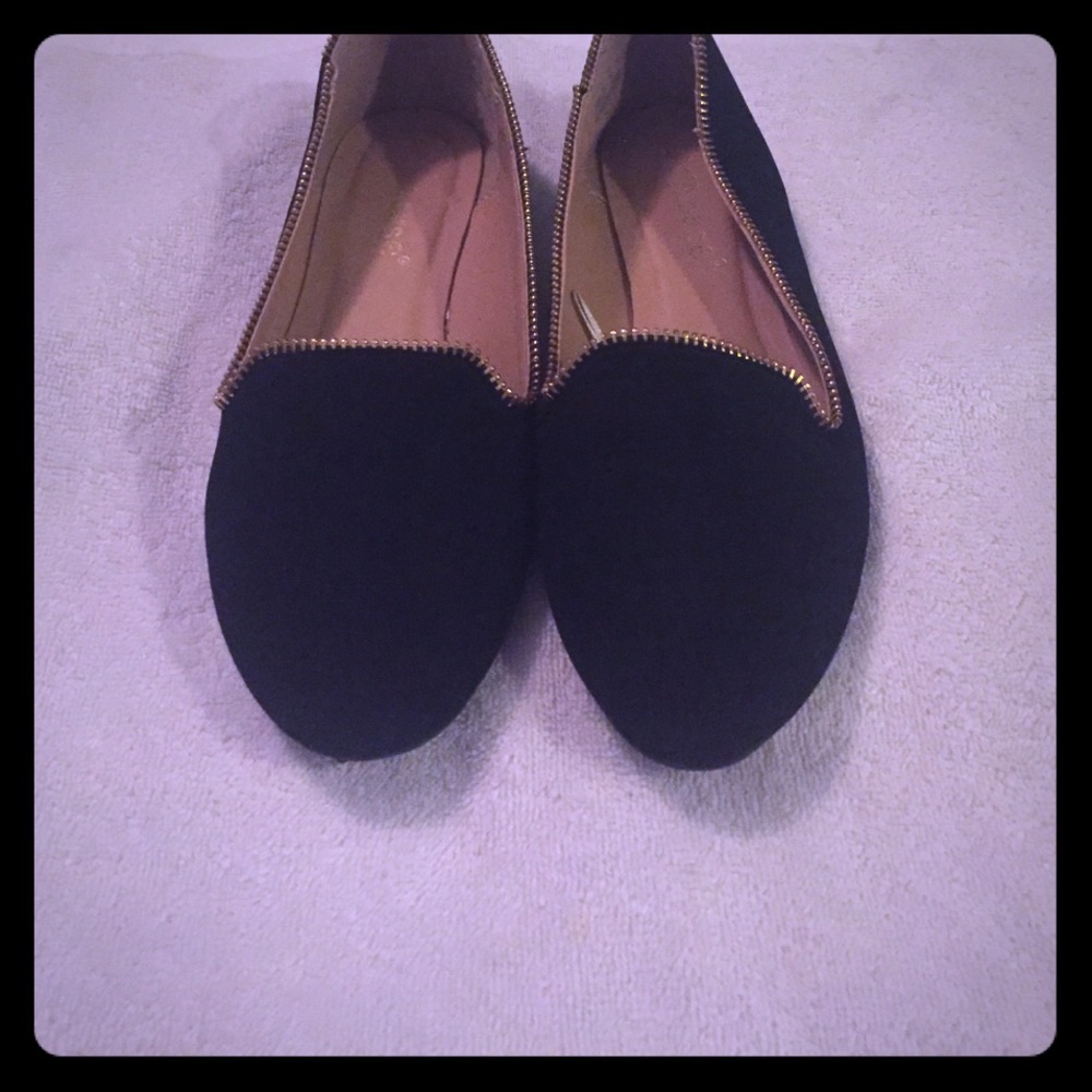 ⭐️Dollhouse flats⭐️