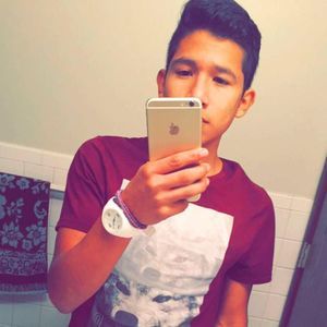 Meet your Posher, Eloy