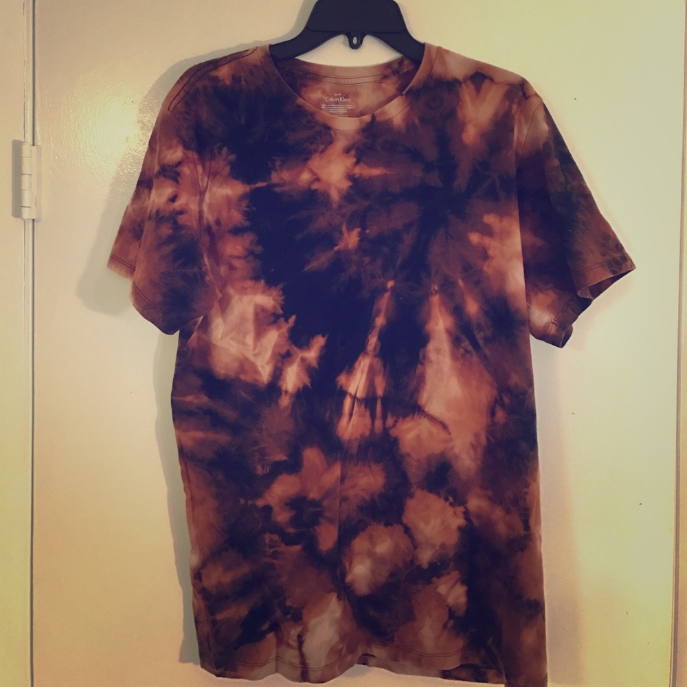 NWOT Calvin Klein Custom Bleached black tee men M