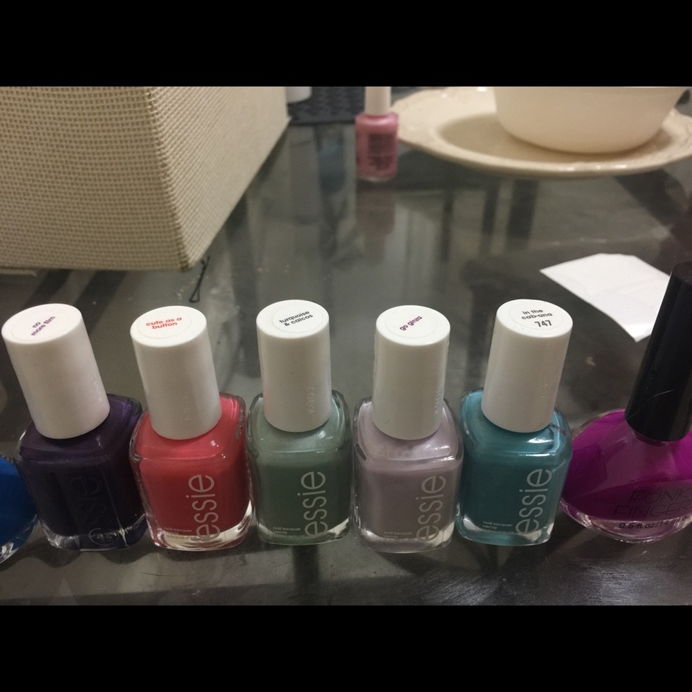 Nail polish bundle