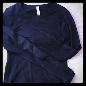 Lululemon athletica size 6