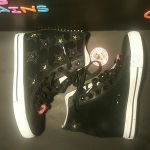 *NEW W/TAGS* DADDY'S MONEY Suede Wedge Sneaker Sz9