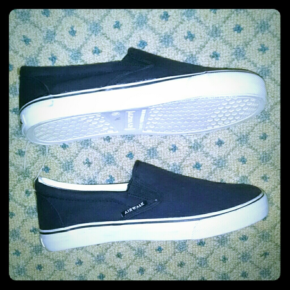 Airwalk navy blue white canvas men's shoes size 9
