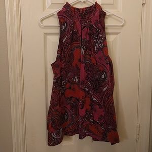 Sleeveless turtle neck blouse