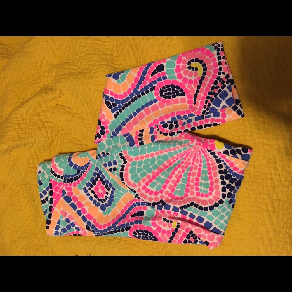 Youth XL leggings SOLD