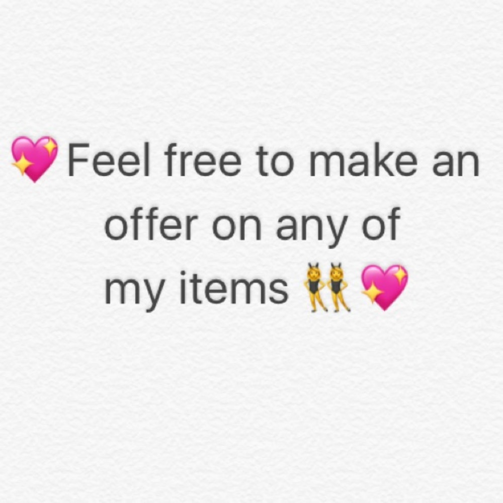 Closet clean out: MAKE ME AN OFFER!!