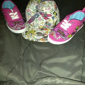 Little girls sneaker